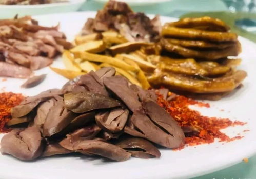 成都這家你肯定去過的百年老店，名字沒幾個人念對——雨田化妝品